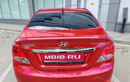Hyundai Solaris II рестайлинг, 2013 год, 720 000 рублей, 32 фотография