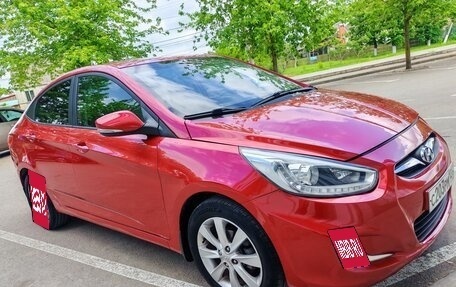 Hyundai Solaris II рестайлинг, 2013 год, 720 000 рублей, 28 фотография