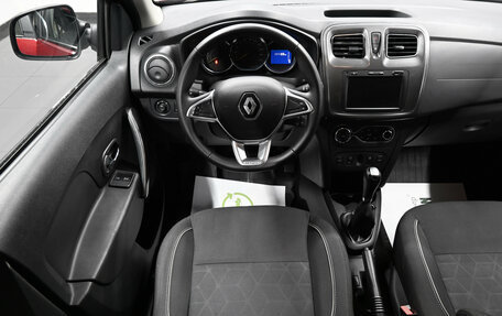 Renault Logan II, 2018 год, 1 195 000 рублей, 12 фотография