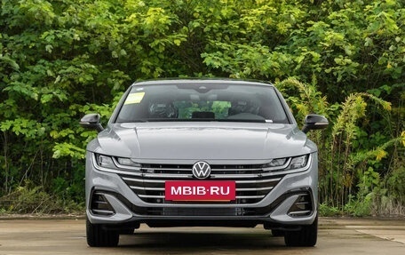 Volkswagen Passat CC, 2024 год, 4 300 000 рублей, 2 фотография
