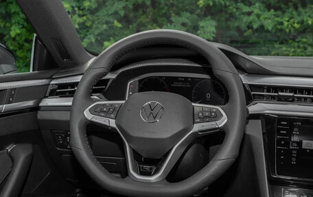 Volkswagen Passat CC, 2024 год, 4 300 000 рублей, 19 фотография