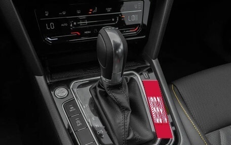 Volkswagen Passat CC, 2024 год, 4 300 000 рублей, 20 фотография