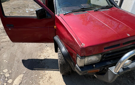Nissan Terrano II рестайлинг, 1990 год, 450 000 рублей, 10 фотография