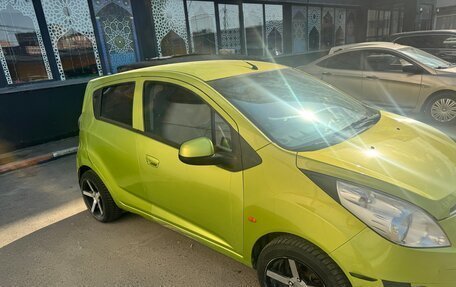 Chevrolet Spark III, 2011 год, 550 000 рублей, 2 фотография