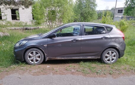 Hyundai Solaris II рестайлинг, 2012 год, 730 000 рублей, 7 фотография