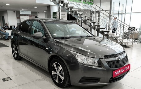 Chevrolet Cruze II, 2011 год, 499 000 рублей, 3 фотография