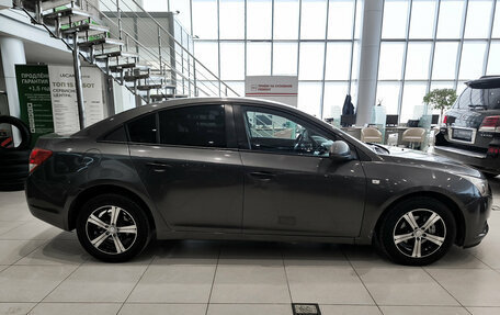 Chevrolet Cruze II, 2011 год, 499 000 рублей, 5 фотография