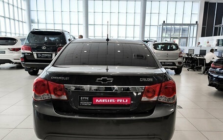 Chevrolet Cruze II, 2011 год, 499 000 рублей, 7 фотография