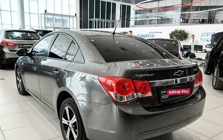 Chevrolet Cruze II, 2011 год, 499 000 рублей, 8 фотография