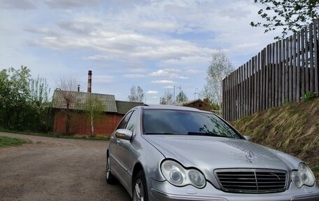 Mercedes-Benz C-Класс, 2000 год, 434 000 рублей, 1 фотография