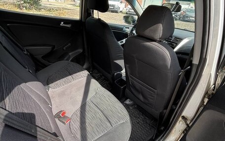 Hyundai Solaris II рестайлинг, 2015 год, 649 000 рублей, 7 фотография