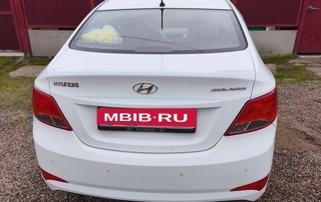 Hyundai Solaris II рестайлинг, 2014 год, 800 000 рублей, 4 фотография