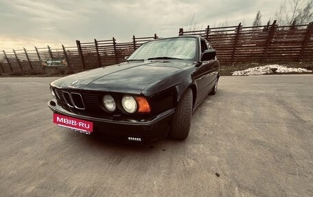 BMW 5 серия, 1990 год, 400 000 рублей, 6 фотография