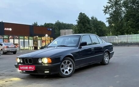 BMW 5 серия, 1990 год, 400 000 рублей, 12 фотография
