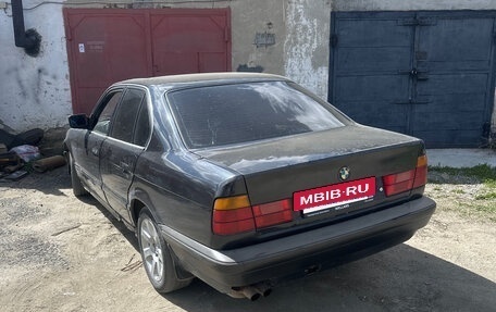 BMW 5 серия, 1988 год, 190 000 рублей, 2 фотография