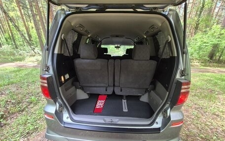 Toyota Alphard III, 2005 год, 2 100 000 рублей, 24 фотография