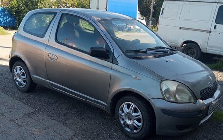 Toyota Yaris I рестайлинг, 2003 год, 135 000 рублей, 5 фотография