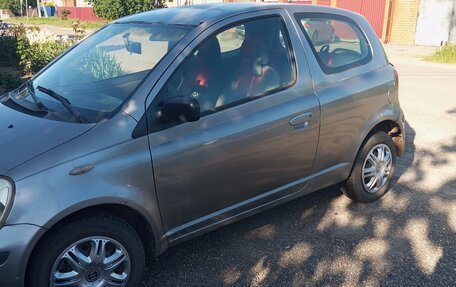 Toyota Yaris I рестайлинг, 2003 год, 135 000 рублей, 6 фотография