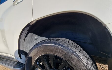 Toyota Land Cruiser Prado 150 рестайлинг 2, 2021 год, 8 000 000 рублей, 10 фотография