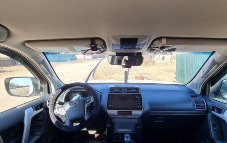 Toyota Land Cruiser Prado 150 рестайлинг 2, 2021 год, 8 000 000 рублей, 16 фотография