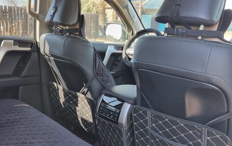 Toyota Land Cruiser Prado 150 рестайлинг 2, 2021 год, 8 000 000 рублей, 18 фотография