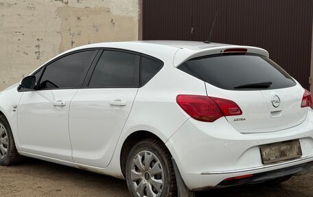 Opel Astra J, 2013 год, 585 000 рублей, 5 фотография