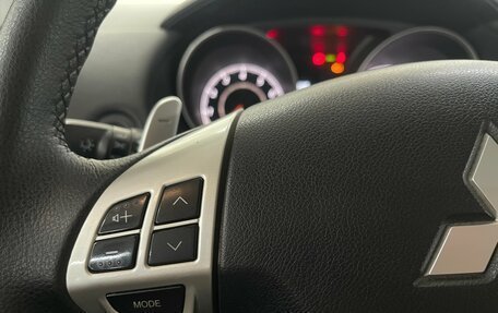 Mitsubishi Outlander III рестайлинг 3, 2012 год, 1 299 000 рублей, 11 фотография