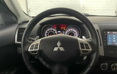Mitsubishi Outlander III рестайлинг 3, 2012 год, 1 299 000 рублей, 10 фотография
