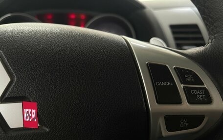 Mitsubishi Outlander III рестайлинг 3, 2012 год, 1 299 000 рублей, 12 фотография