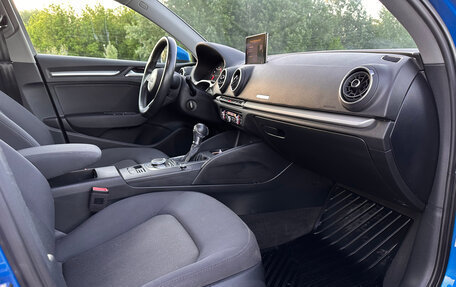 Audi A3, 2018 год, 1 890 000 рублей, 16 фотография