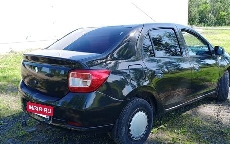 Renault Logan II, 2015 год, 625 000 рублей, 4 фотография