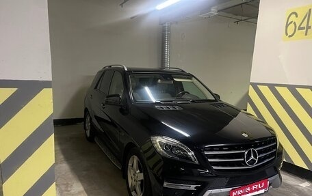 Mercedes-Benz M-Класс, 2012 год, 2 310 000 рублей, 3 фотография