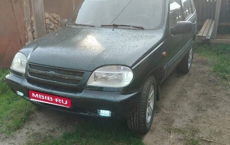 Chevrolet Niva I рестайлинг, 2003 год, 270 000 рублей, 1 фотография