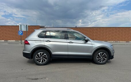 Volkswagen Tiguan II, 2019 год, 2 200 000 рублей, 7 фотография