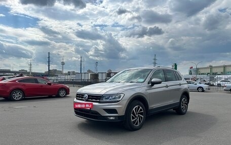 Volkswagen Tiguan II, 2019 год, 2 200 000 рублей, 2 фотография
