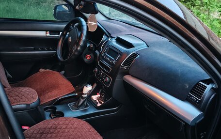 KIA Sorento II рестайлинг, 2014 год, 1 100 000 рублей, 29 фотография