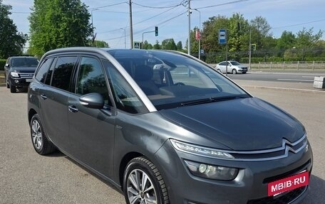 Citroen C4 Picasso II рестайлинг, 2016 год, 1 750 000 рублей, 2 фотография