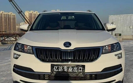 Skoda Karoq I, 2022 год, 1 670 000 рублей, 2 фотография