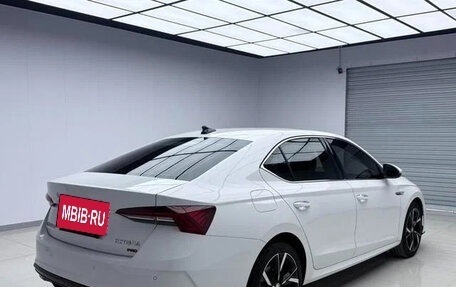 Skoda Octavia IV, 2022 год, 1 610 000 рублей, 4 фотография