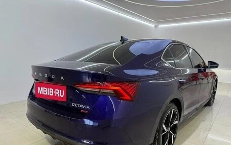 Skoda Octavia IV, 2022 год, 1 600 000 рублей, 4 фотография