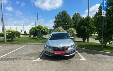 Skoda Superb III рестайлинг, 2020 год, 3 100 000 рублей, 2 фотография