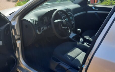 Skoda Octavia, 2010 год, 850 000 рублей, 5 фотография