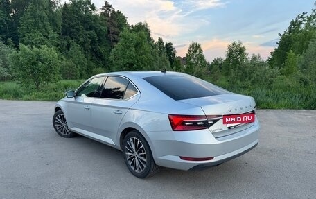 Skoda Superb III рестайлинг, 2020 год, 3 100 000 рублей, 11 фотография