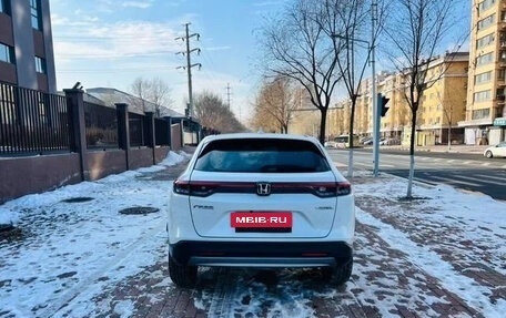 Honda Vezel, 2022 год, 1 540 000 рублей, 4 фотография