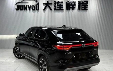 Honda Vezel, 2023 год, 1 550 000 рублей, 4 фотография
