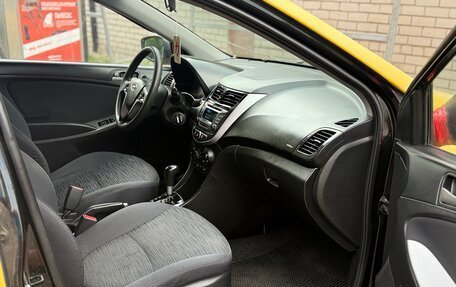 Hyundai Solaris II рестайлинг, 2015 год, 260 000 рублей, 5 фотография