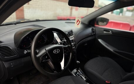Hyundai Solaris II рестайлинг, 2015 год, 260 000 рублей, 8 фотография