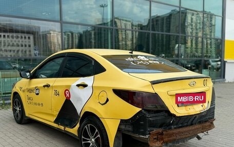 Hyundai Solaris II рестайлинг, 2015 год, 260 000 рублей, 4 фотография