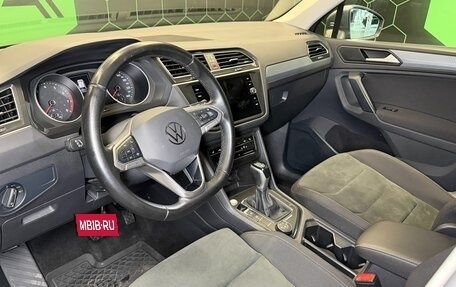 Volkswagen Tiguan II, 2021 год, 3 400 000 рублей, 13 фотография