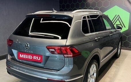 Volkswagen Tiguan II, 2021 год, 3 400 000 рублей, 6 фотография